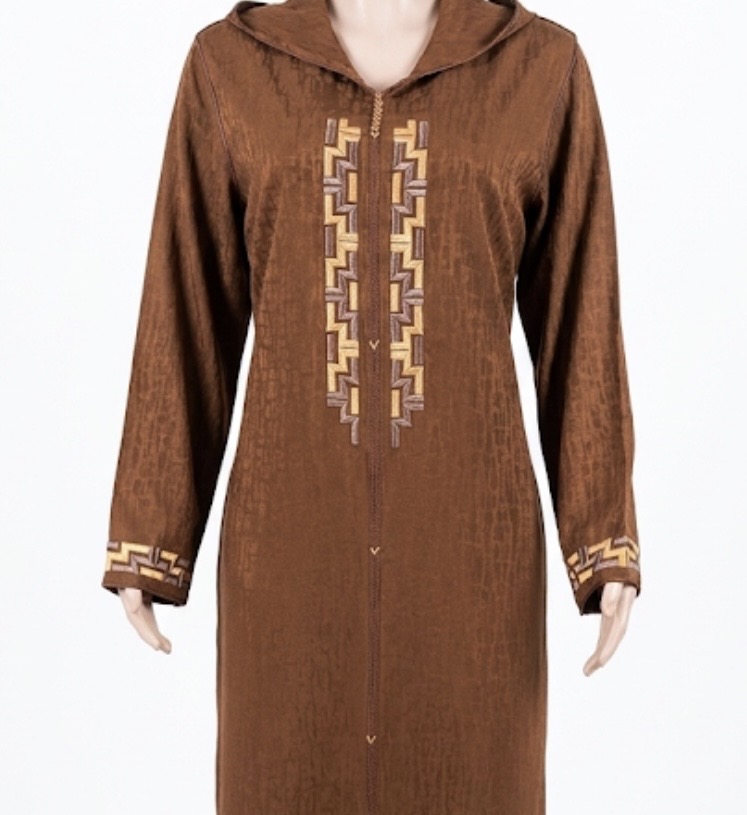 Djellaba en melifa marron brodée avec des détails sculptés raffinés - image 2