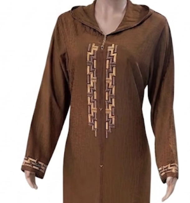 Djellaba en melifa marron brodée avec des détails sculptés raffinés - image 3